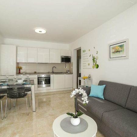 Amazing Luxury 4Star Apartment Laura 苏佩塔尔 外观 照片
