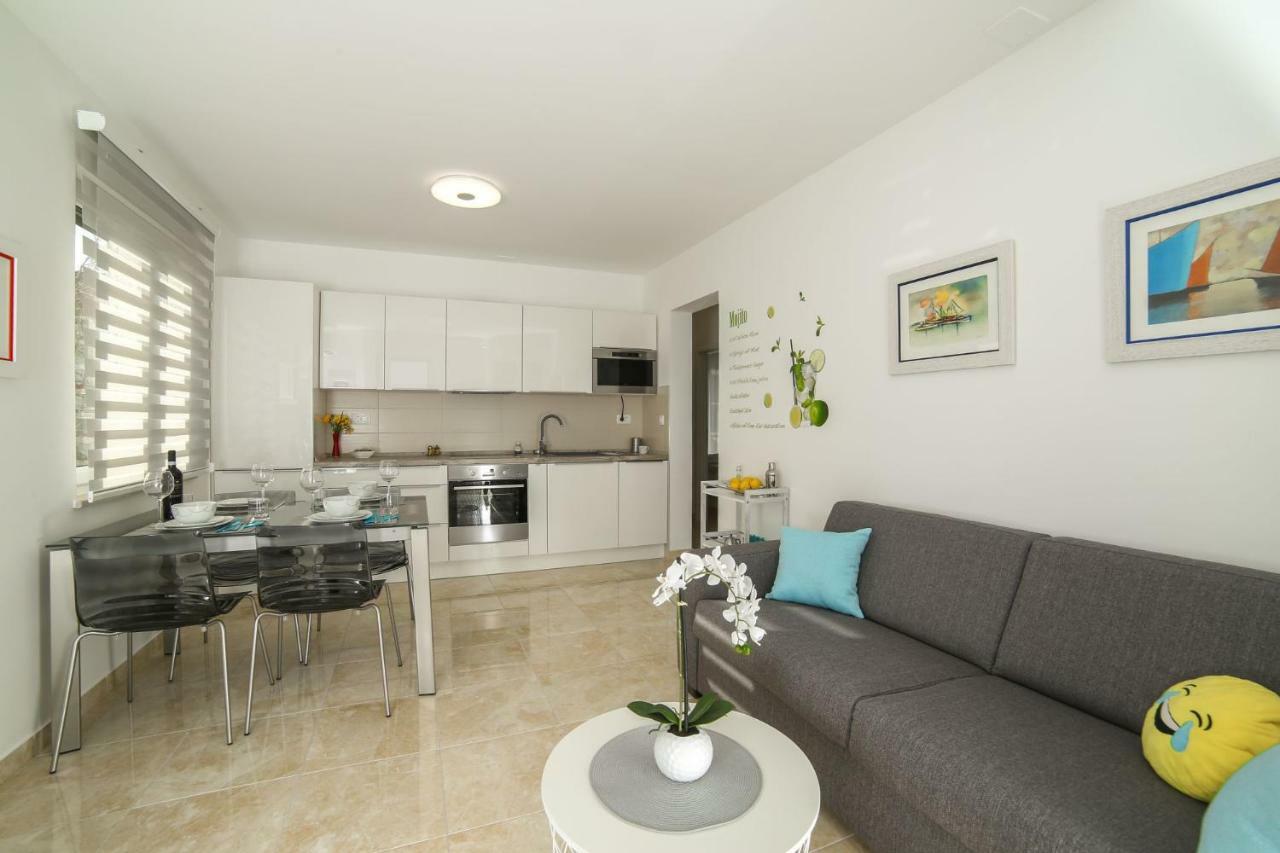 Amazing Luxury 4Star Apartment Laura 苏佩塔尔 外观 照片