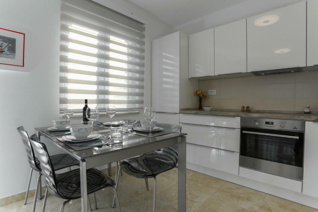 Amazing Luxury 4Star Apartment Laura 苏佩塔尔 外观 照片